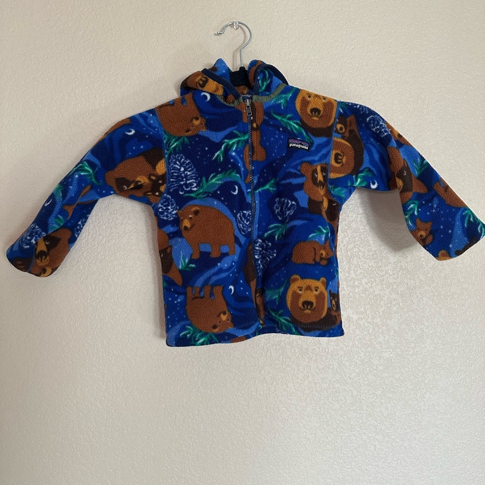 Patagonia Kids' Blue and Brown Bear sweater / Jacket